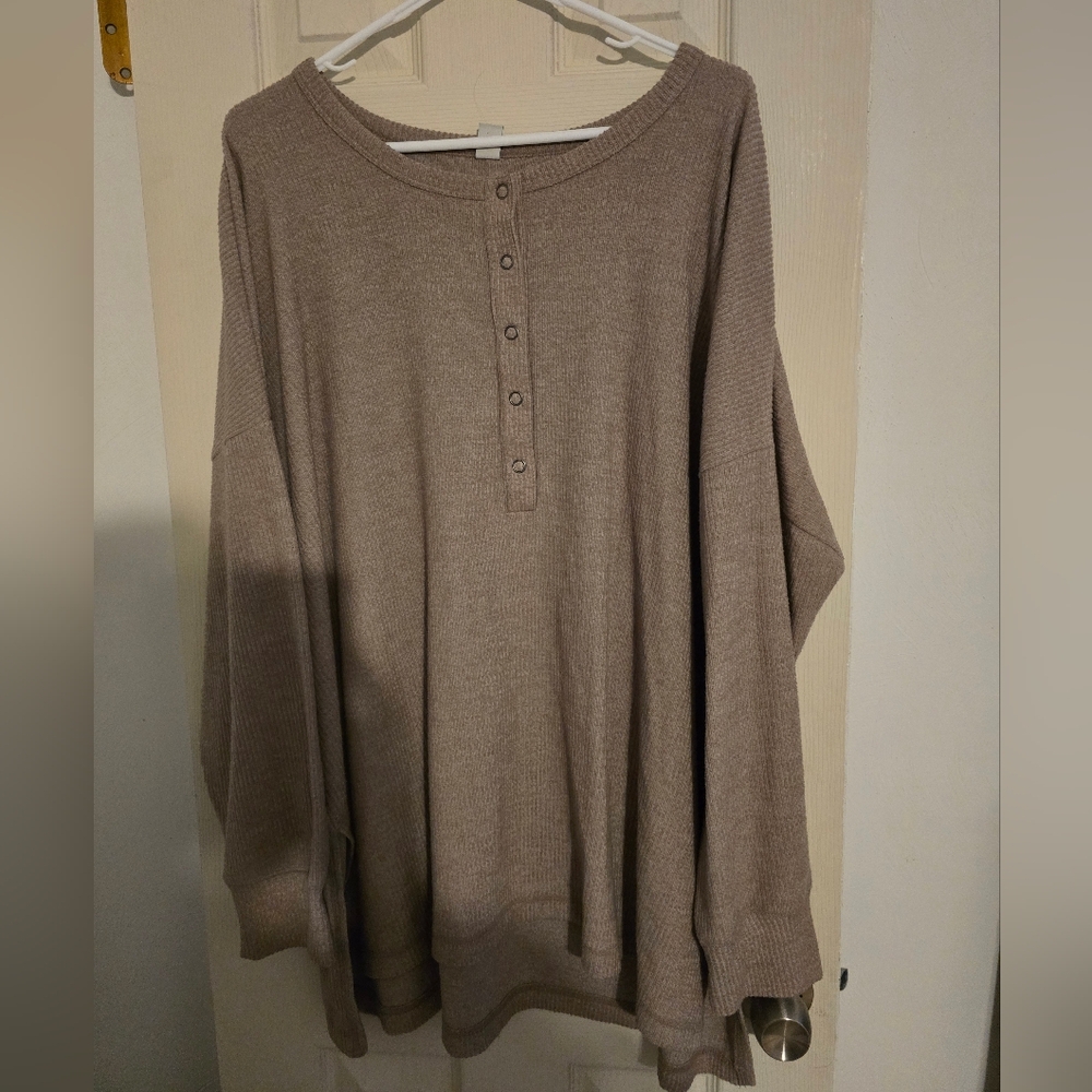 Neutral Taupe Ribbed Henley Pullover